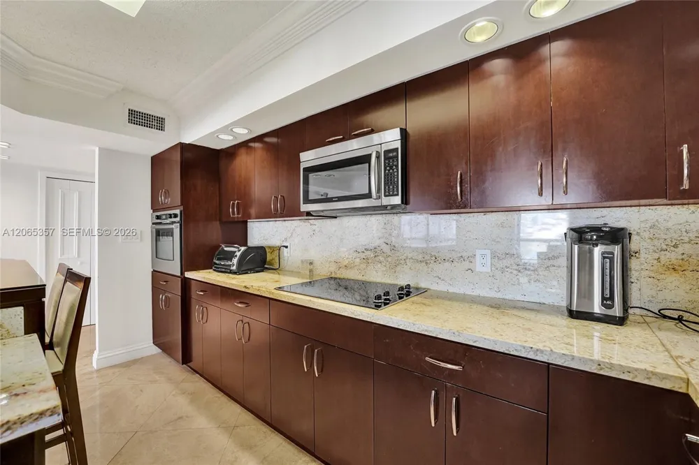19667 Turnberry Way #12F Aventura, FL 33180