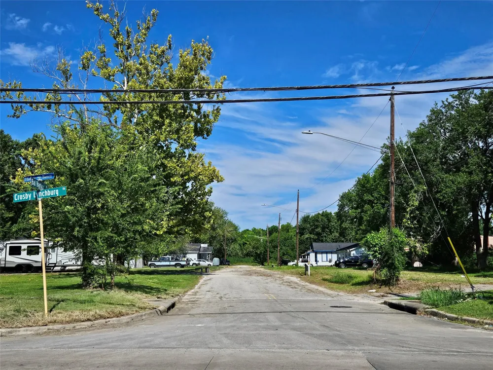 Bal Harbor Drive Crosby, TX 77532
