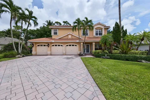 522 CYPRESS GREEN CIRCLE