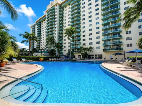 19390 Collins Ave #1210