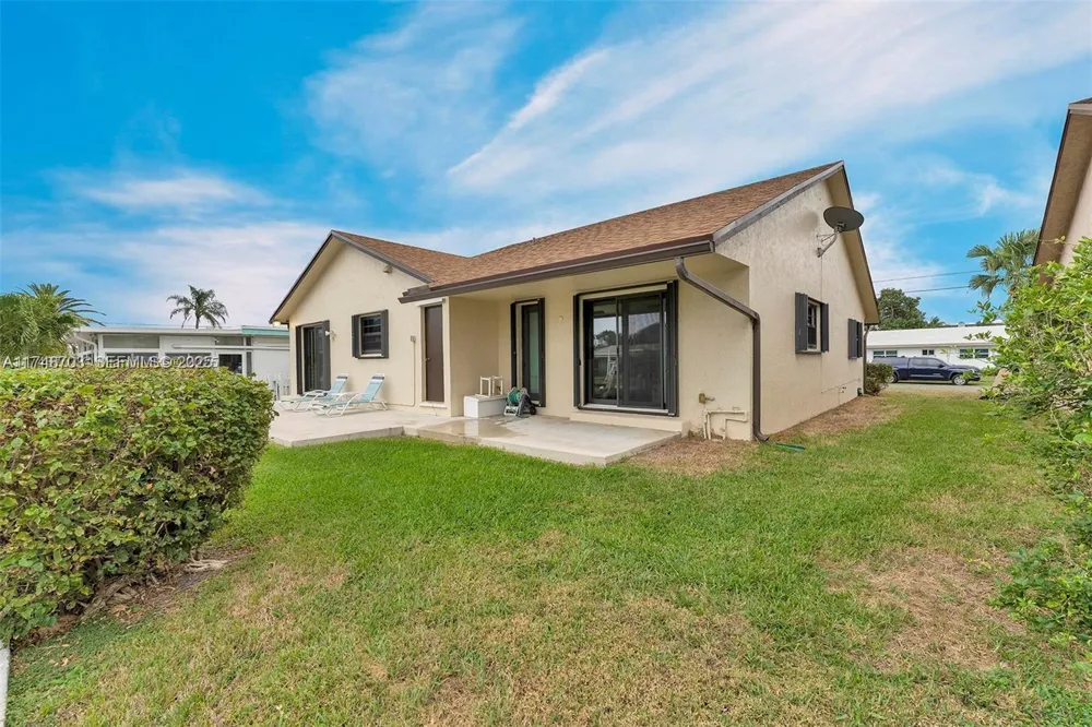 1406 NW 8TH STREET Dania Beach, FL 33004