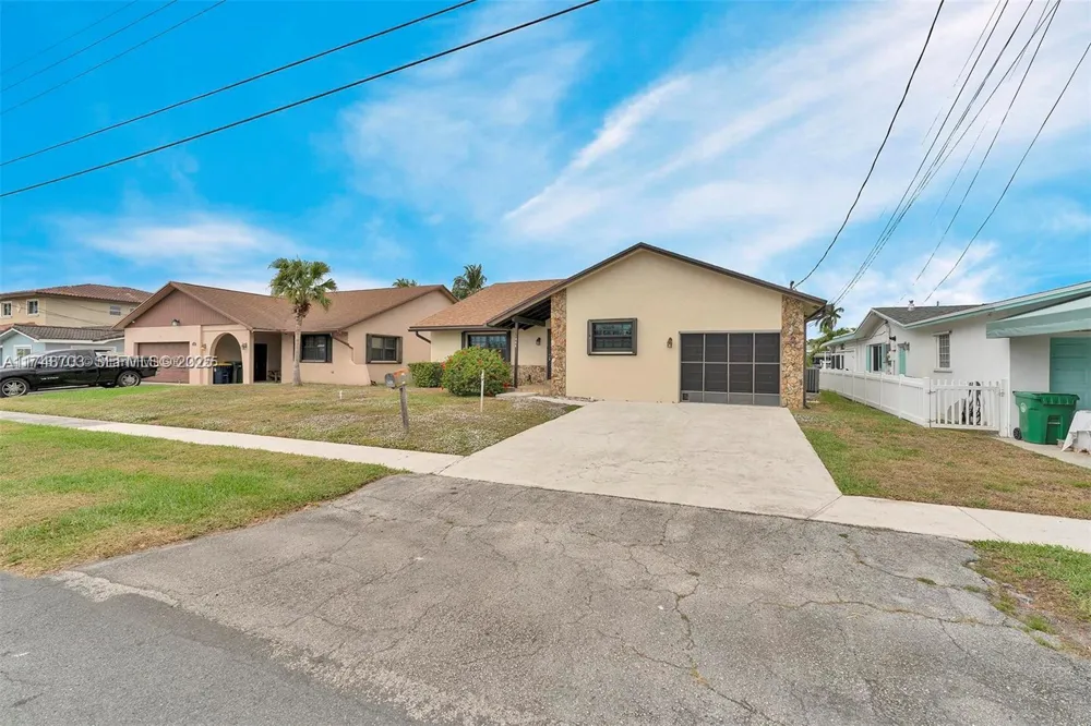 1406 NW 8TH STREET Dania Beach, FL 33004