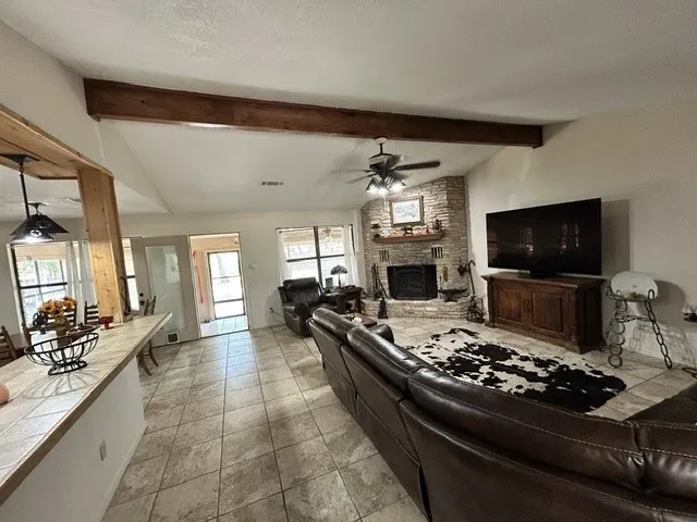 137 County Road 1759A Clifton, TX 76634