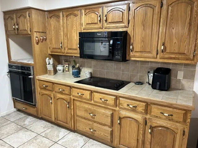 137 County Road 1759A Clifton, TX 76634