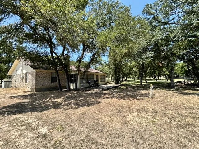 137 County Road 1759A Clifton, TX 76634