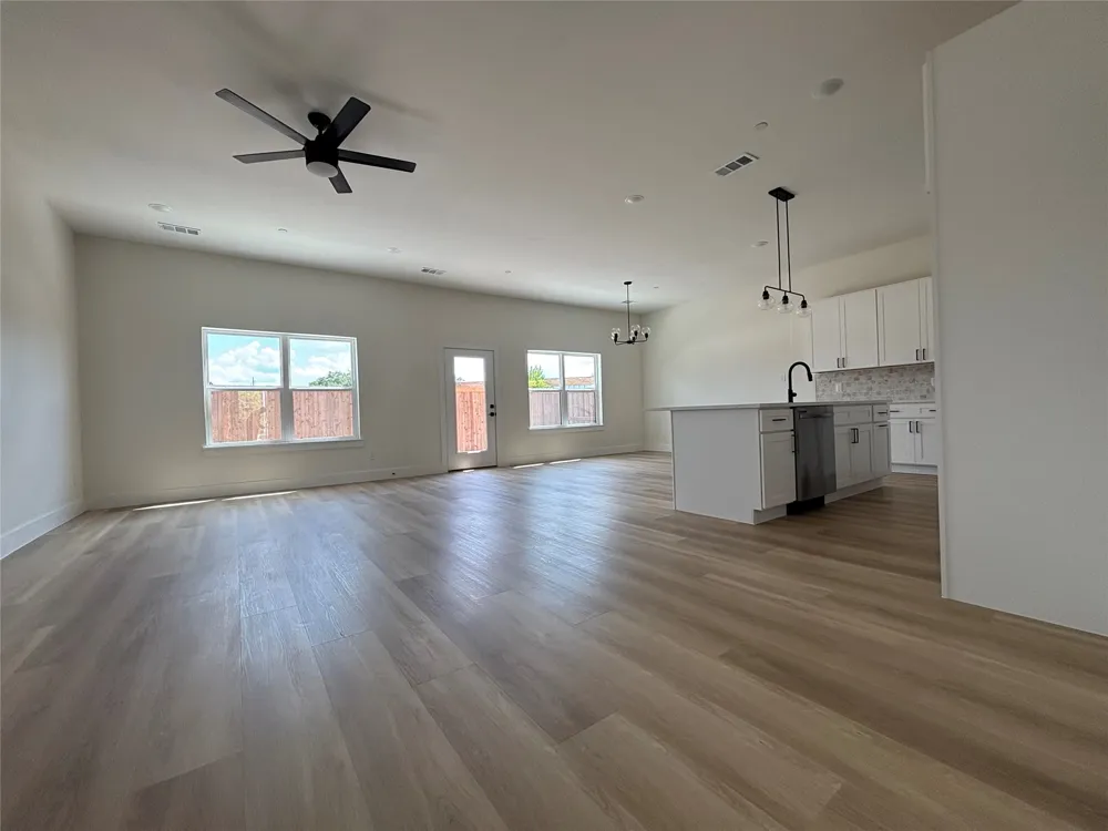4444 Fatima Drive Irving, TX 75062