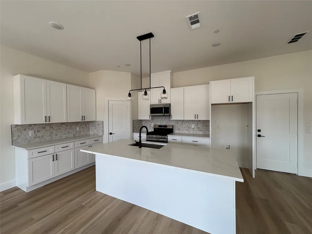 4444 Fatima Drive Irving, TX 75062