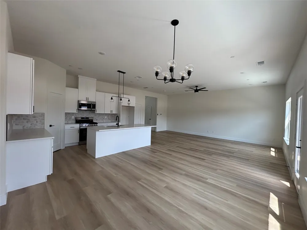 4444 Fatima Drive Irving, TX 75062
