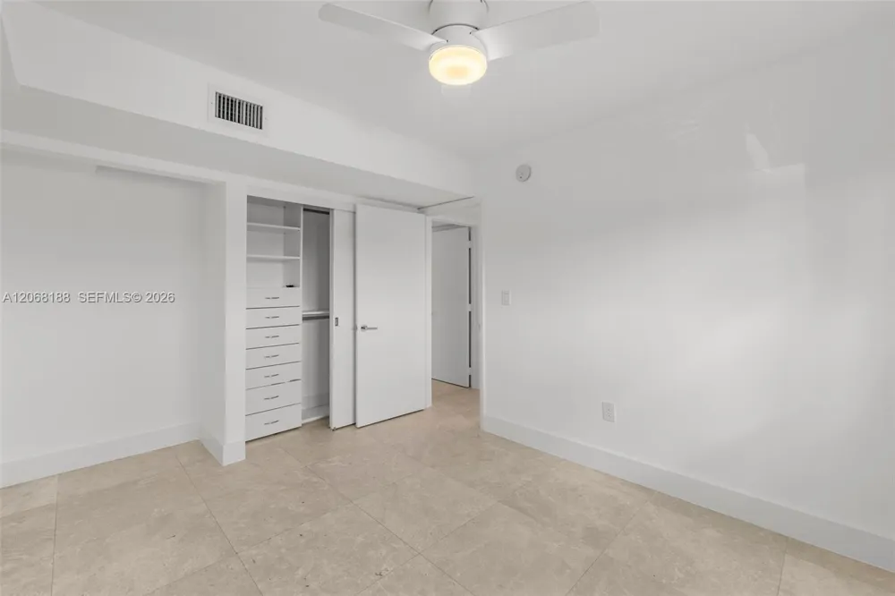 225 E Enid Dr #44 Key Biscayne, FL 33149