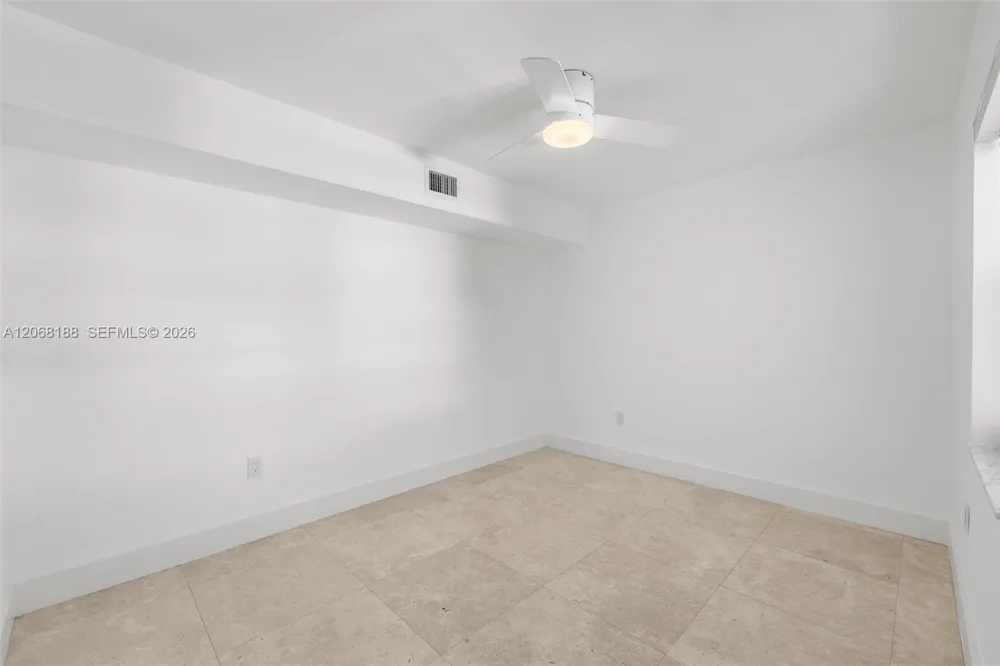 225 E Enid Dr #44 Key Biscayne, FL 33149