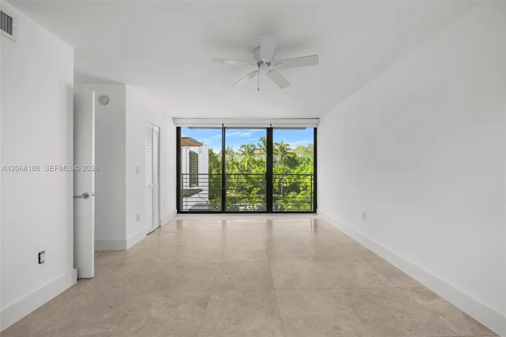 225 E Enid Dr #44 Key Biscayne, FL 33149