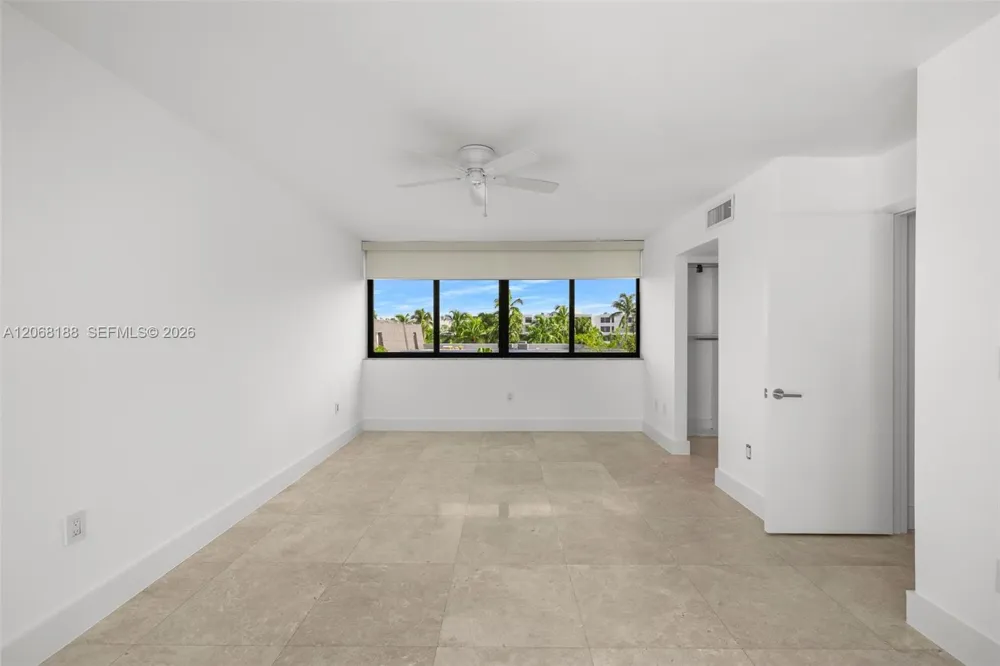 225 E Enid Dr #44 Key Biscayne, FL 33149