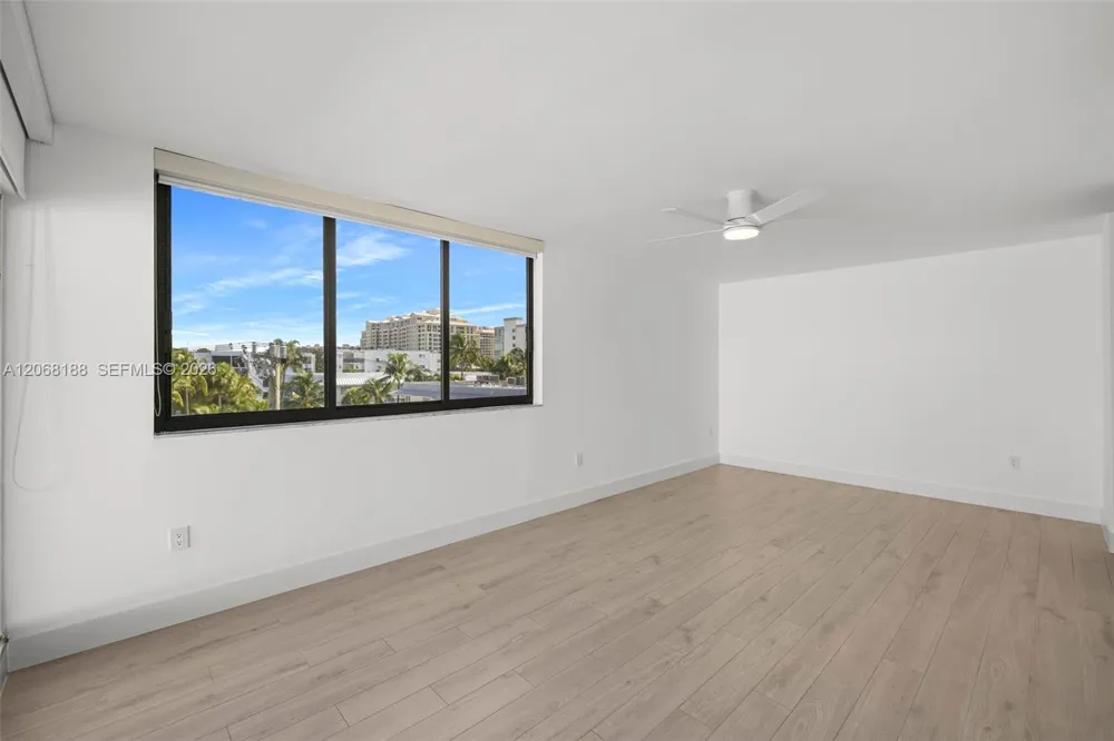 225 E Enid Dr #44 Key Biscayne, FL 33149