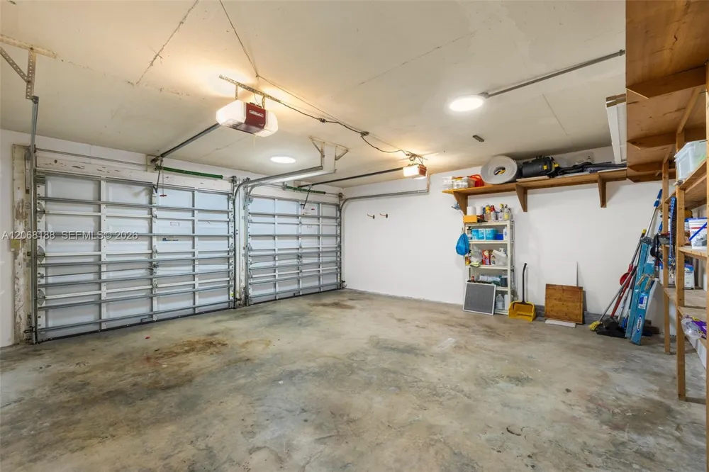 225 E Enid Dr #44 Key Biscayne, FL 33149