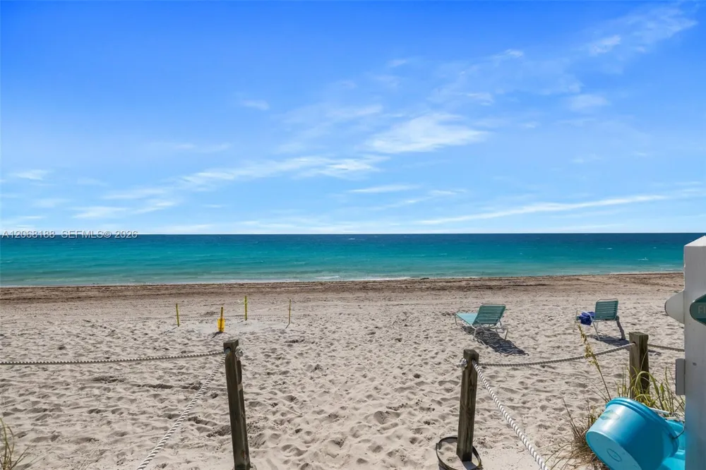 225 E Enid Dr #44 Key Biscayne, FL 33149