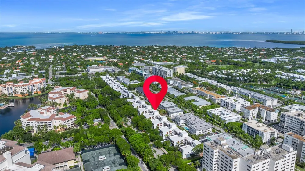 225 E Enid Dr #44 Key Biscayne, FL 33149