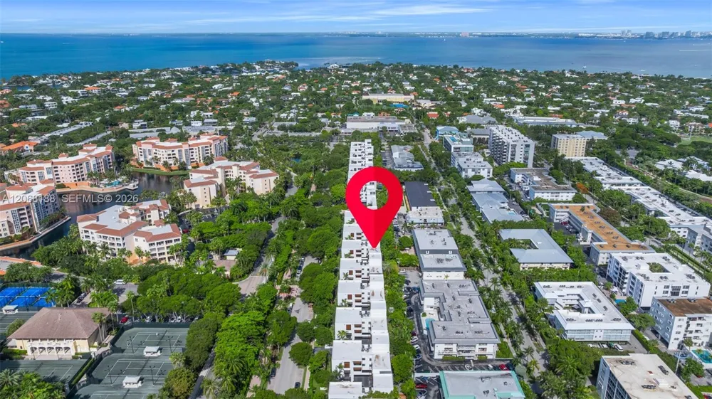 225 E Enid Dr #44 Key Biscayne, FL 33149