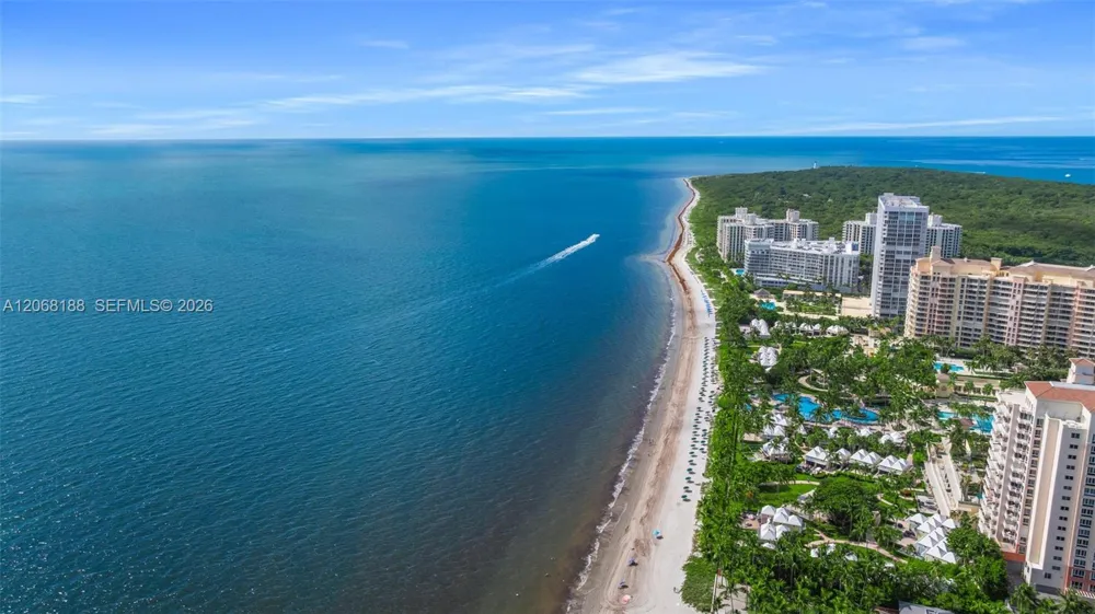225 E Enid Dr #44 Key Biscayne, FL 33149