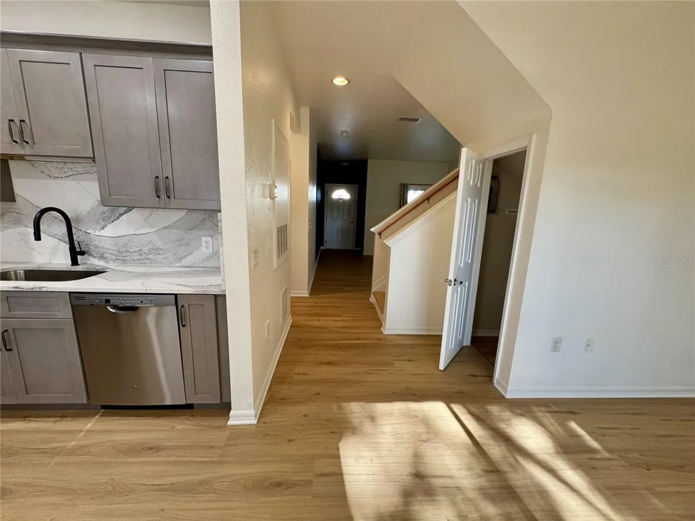 7702 PLANTATION CIRCLE Bradenton, FL 34201