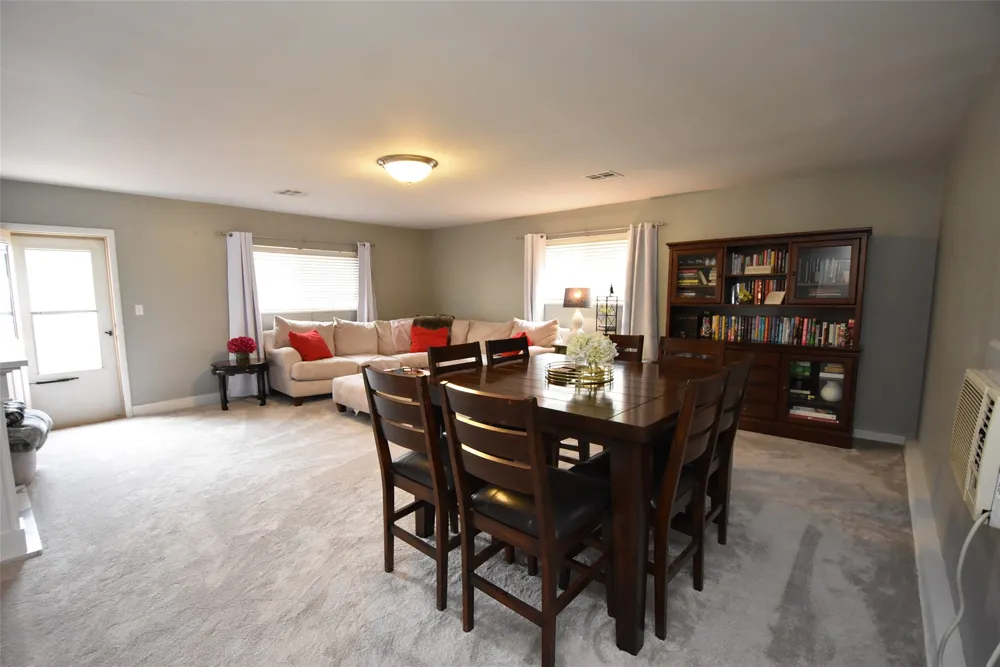 924 Cherokee Street Seminole, OK 74868