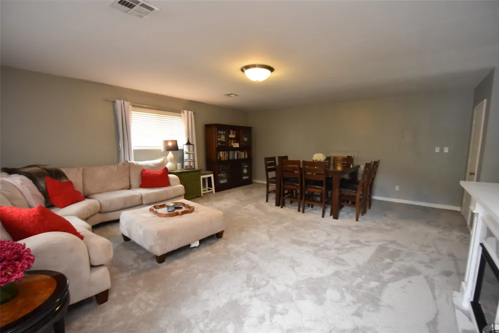 924 Cherokee Street Seminole, OK 74868
