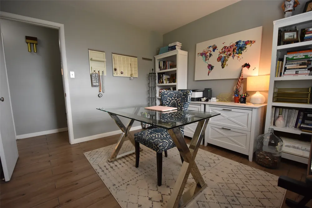 924 Cherokee Street Seminole, OK 74868