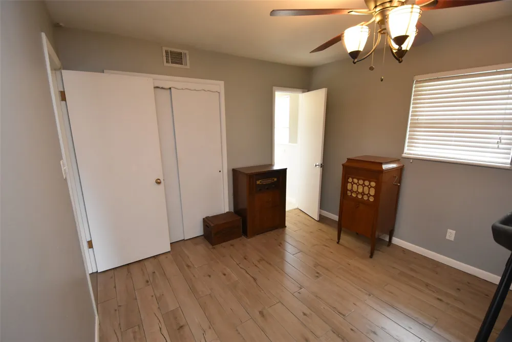 924 Cherokee Street Seminole, OK 74868