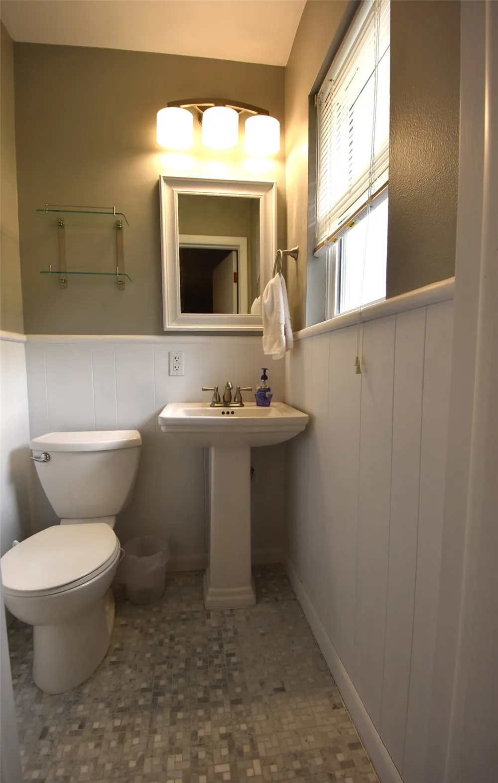 924 Cherokee Street Seminole, OK 74868