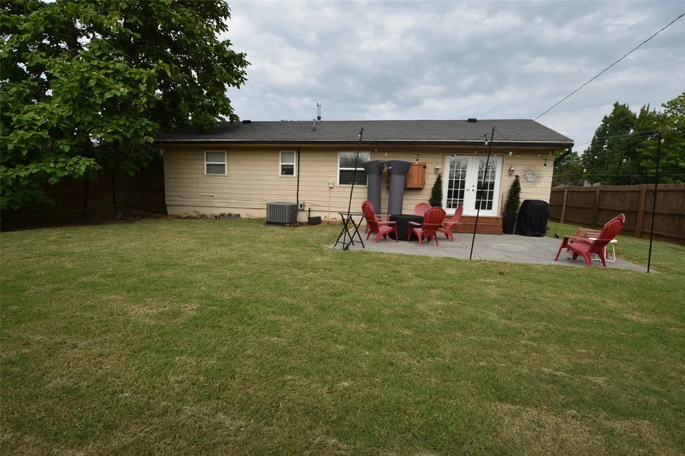 924 Cherokee Street Seminole, OK 74868