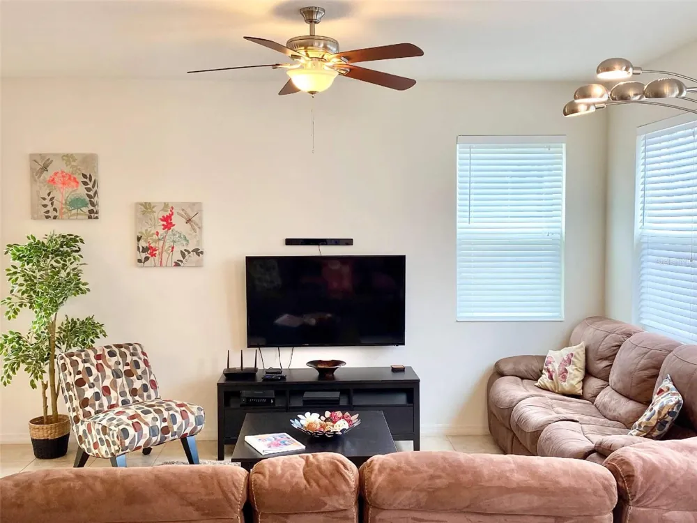 3175 TOCOA CIRCLE Kissimmee, FL 34746