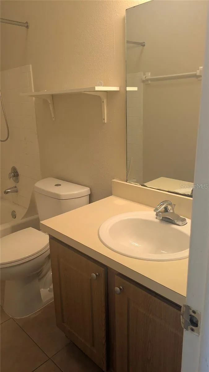 4113 S SEMORAN BOULEVARD #11 Orlando, FL 32822
