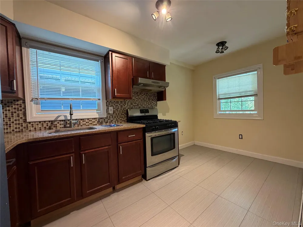 422 E CHESTER STREET E #2 Long Beach, NY 11561