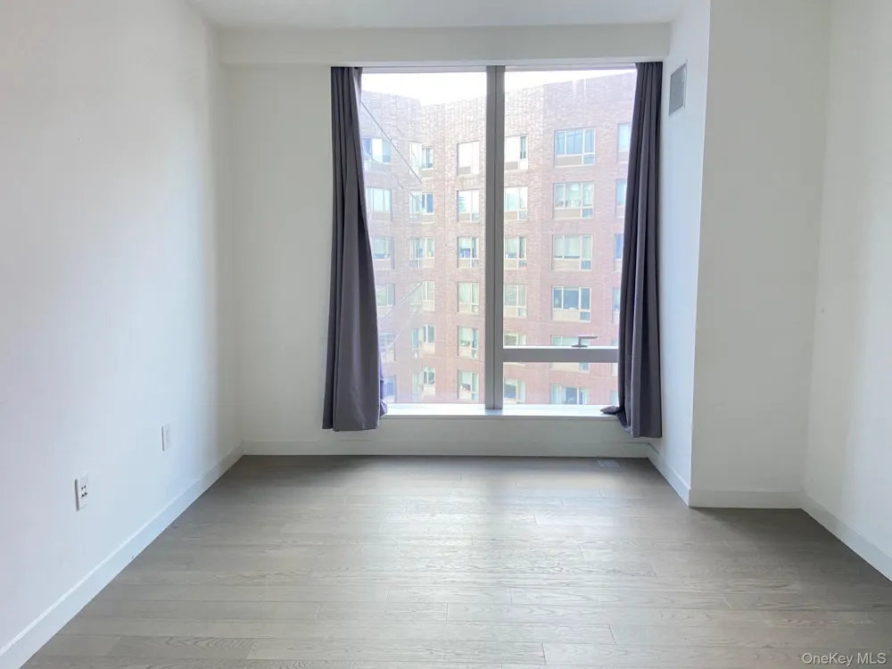 252 South Street #12G New York (Manhattan), NY 10002