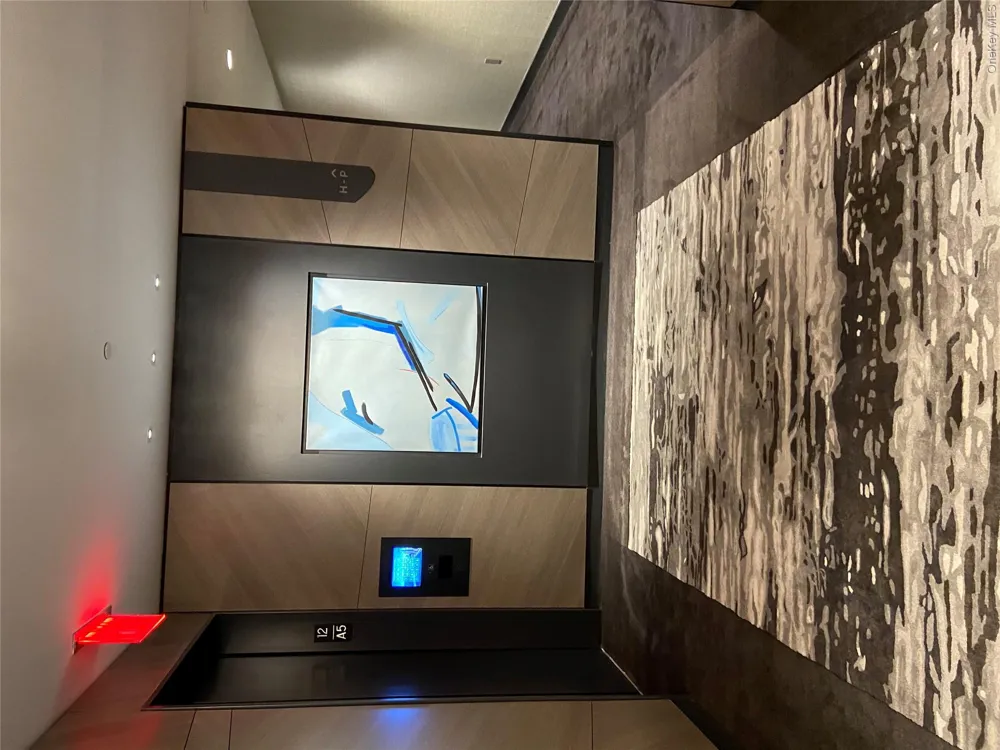252 South Street #12G New York (Manhattan), NY 10002