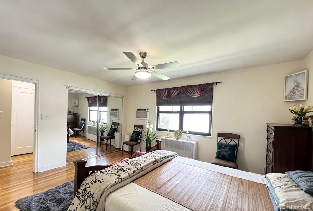 69-12 138th Street #B Flushing, NY 11367