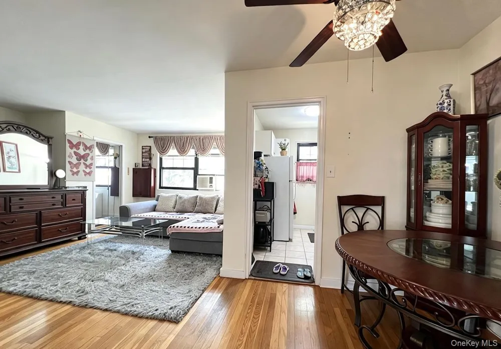 69-12 138th Street #B Flushing, NY 11367