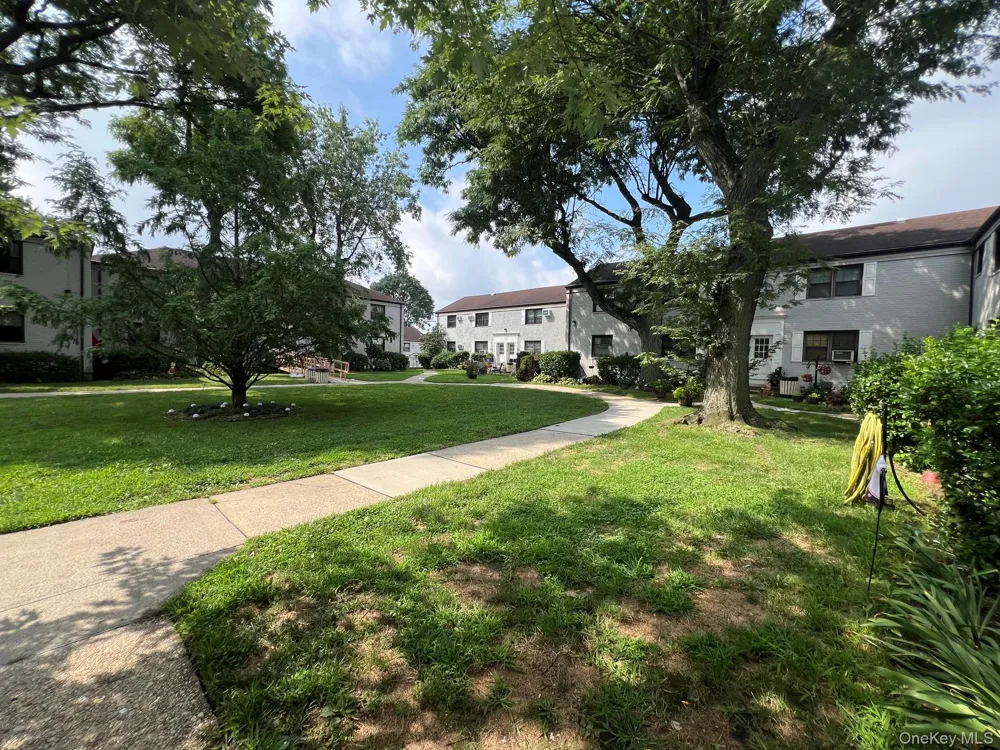 69-12 138th Street #B Flushing, NY 11367