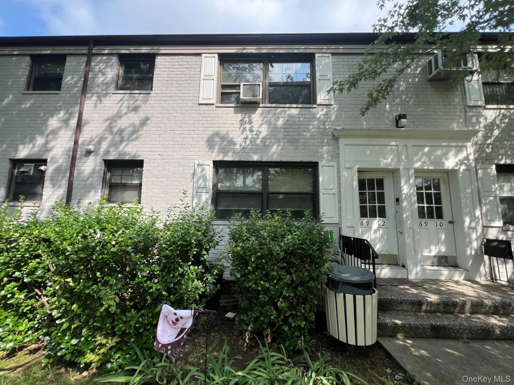 69-12 138th Street #B Flushing, NY 11367