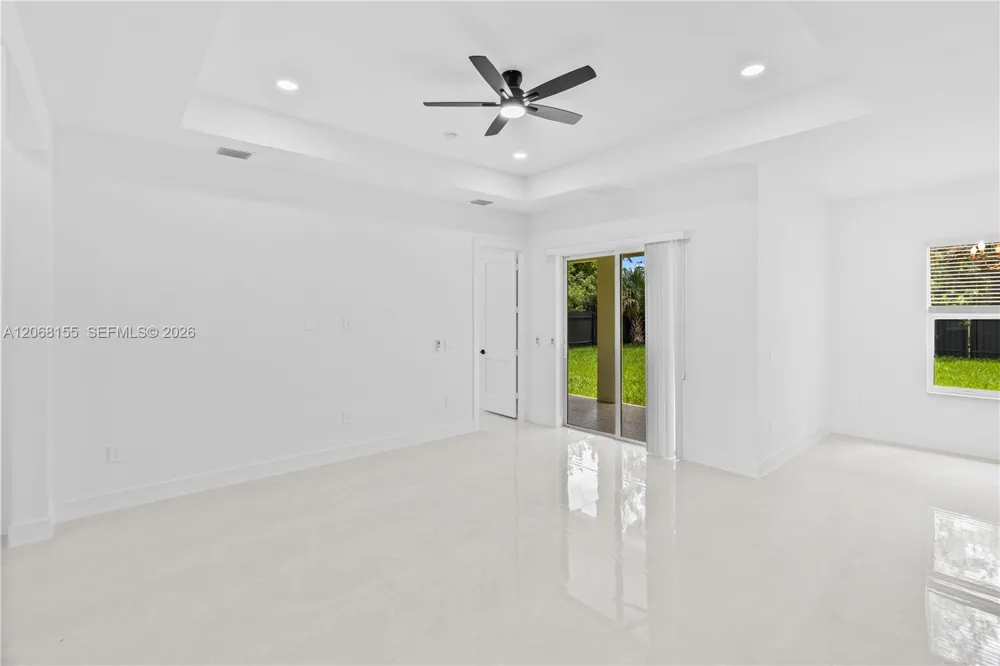 942 E KANUGA ST Lehigh Acres, FL 33974