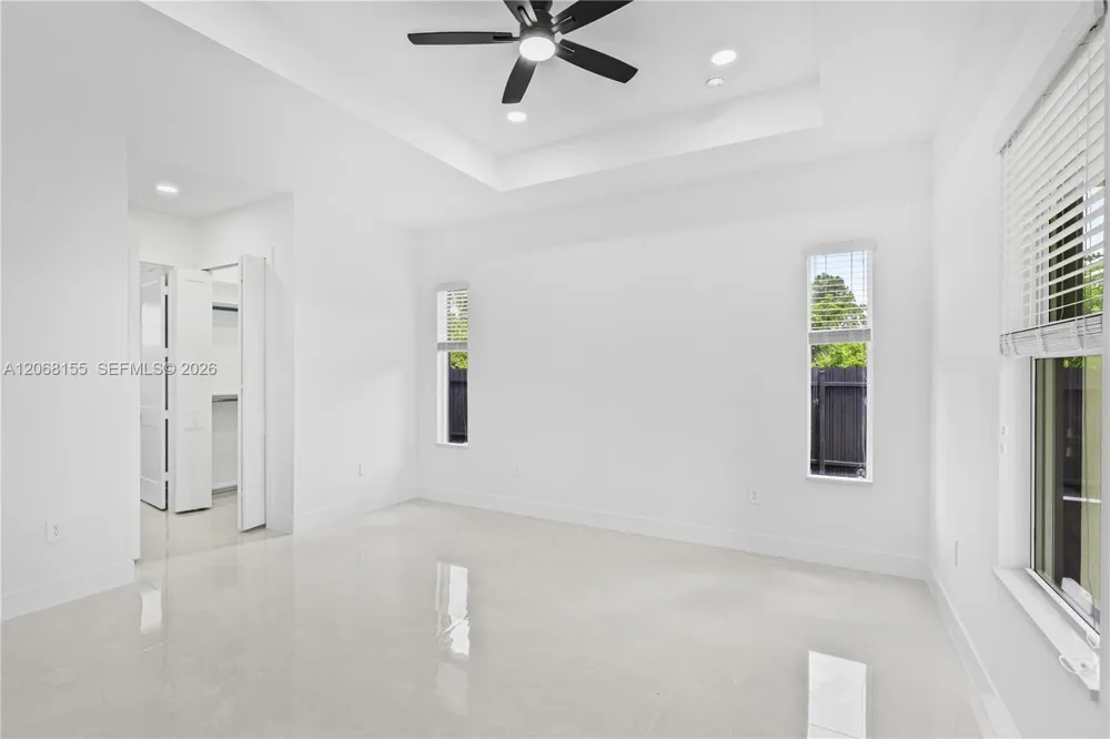 942 E KANUGA ST Lehigh Acres, FL 33974