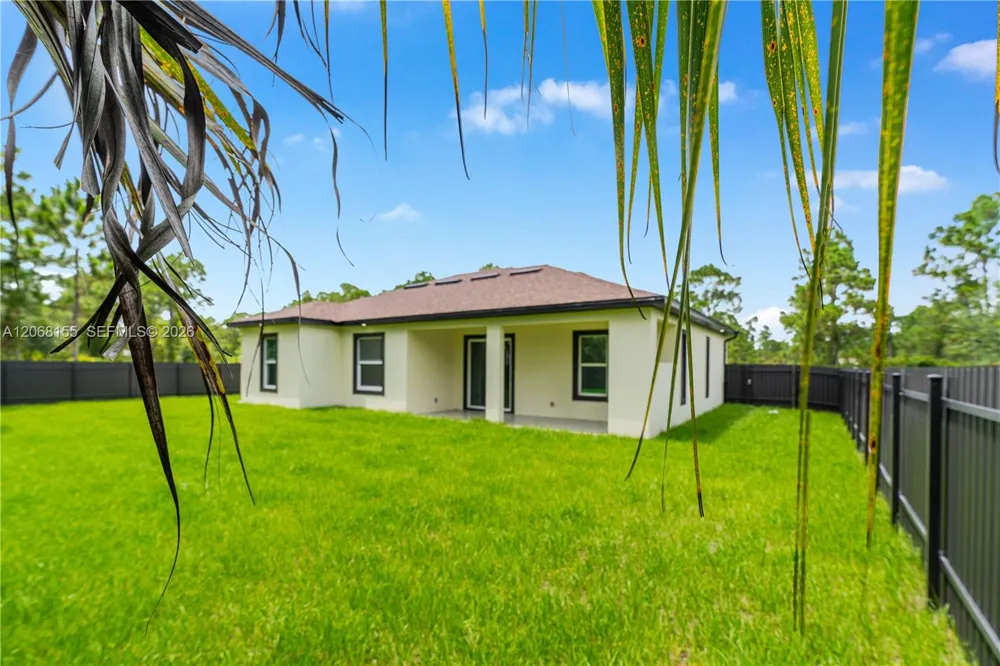 942 E KANUGA ST Lehigh Acres, FL 33974