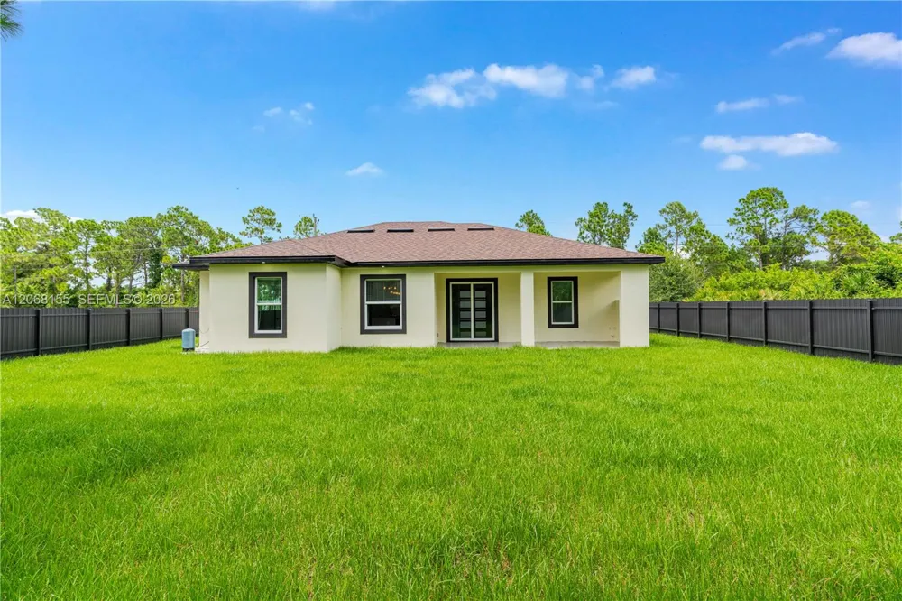 942 E KANUGA ST Lehigh Acres, FL 33974