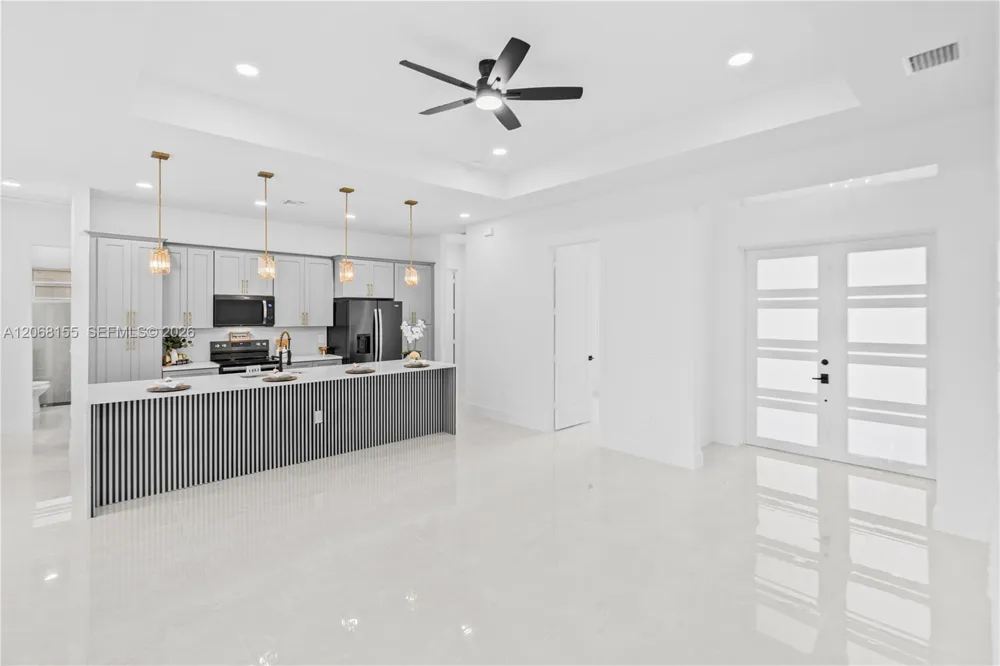 942 E KANUGA ST Lehigh Acres, FL 33974