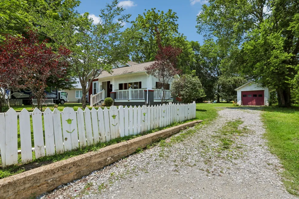 110 Garfield St McMinnville, TN 37110