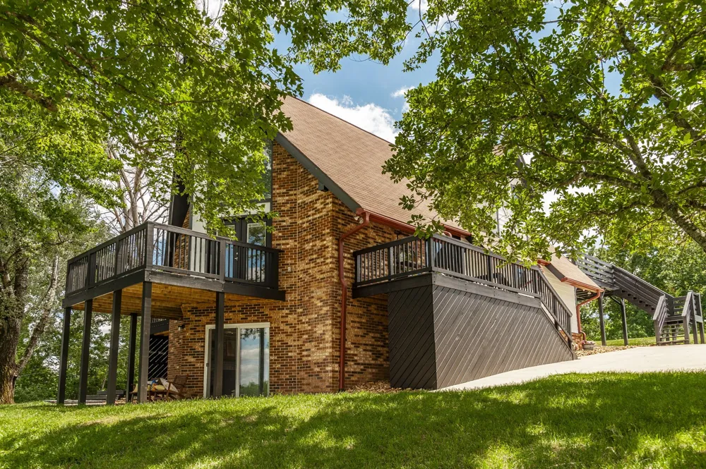 6040 New Cut Rd Greenbrier, TN 37073