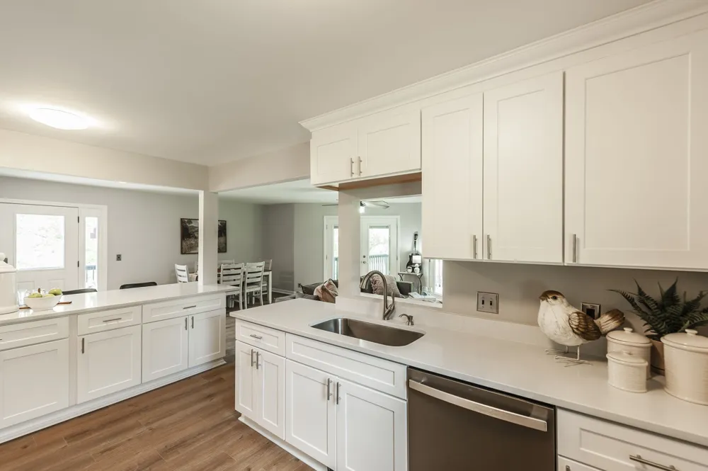 6040 New Cut Rd Greenbrier, TN 37073