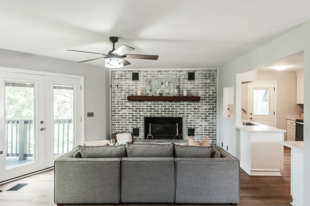 6040 New Cut Rd Greenbrier, TN 37073