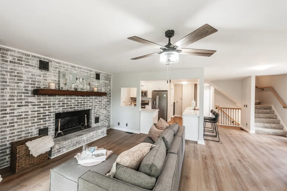 6040 New Cut Rd Greenbrier, TN 37073