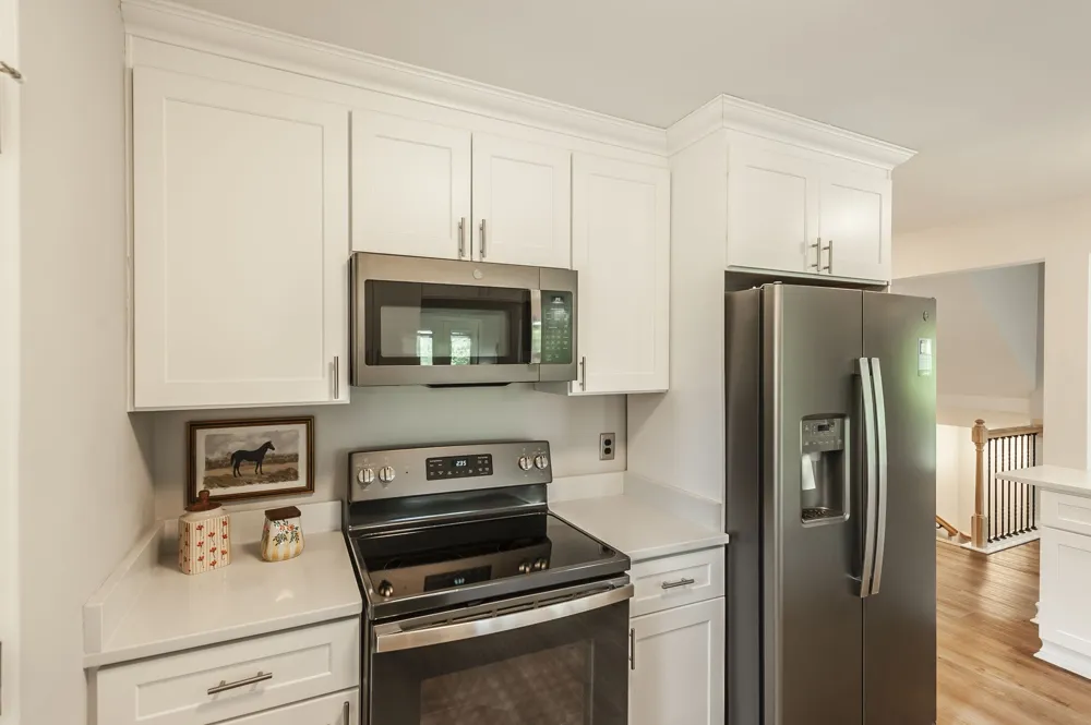 6040 New Cut Rd Greenbrier, TN 37073
