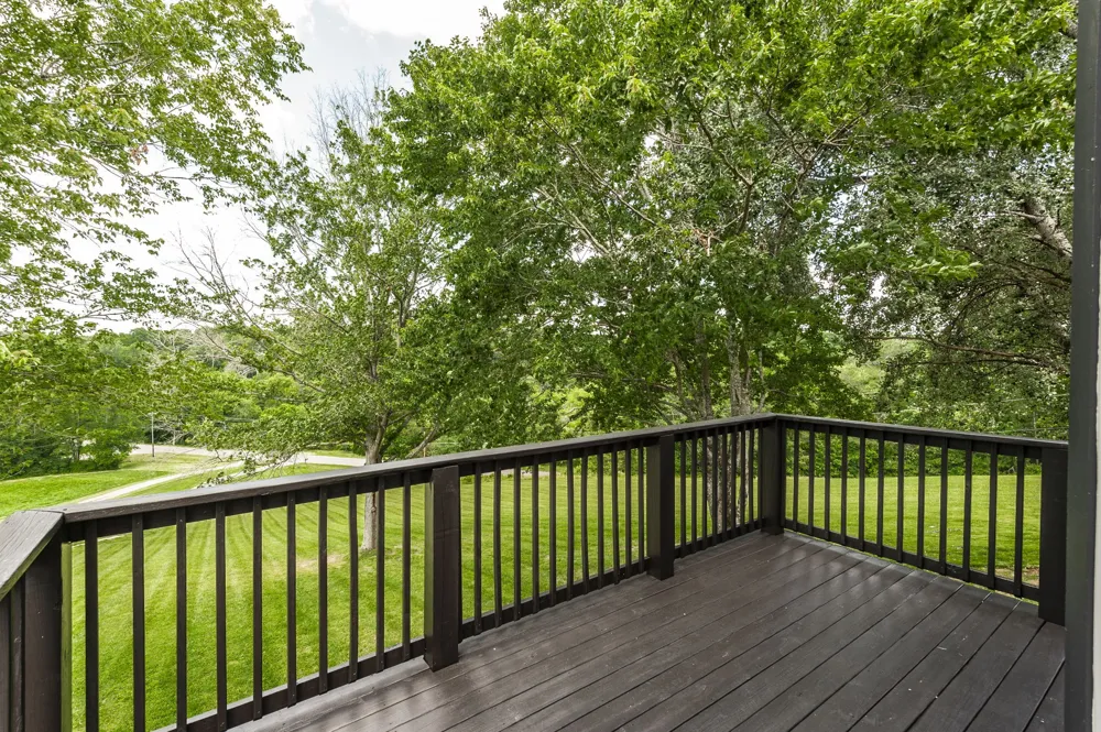 6040 New Cut Rd Greenbrier, TN 37073